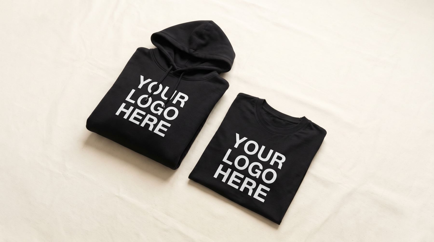 Core-pakken: hoodie og t-shirt